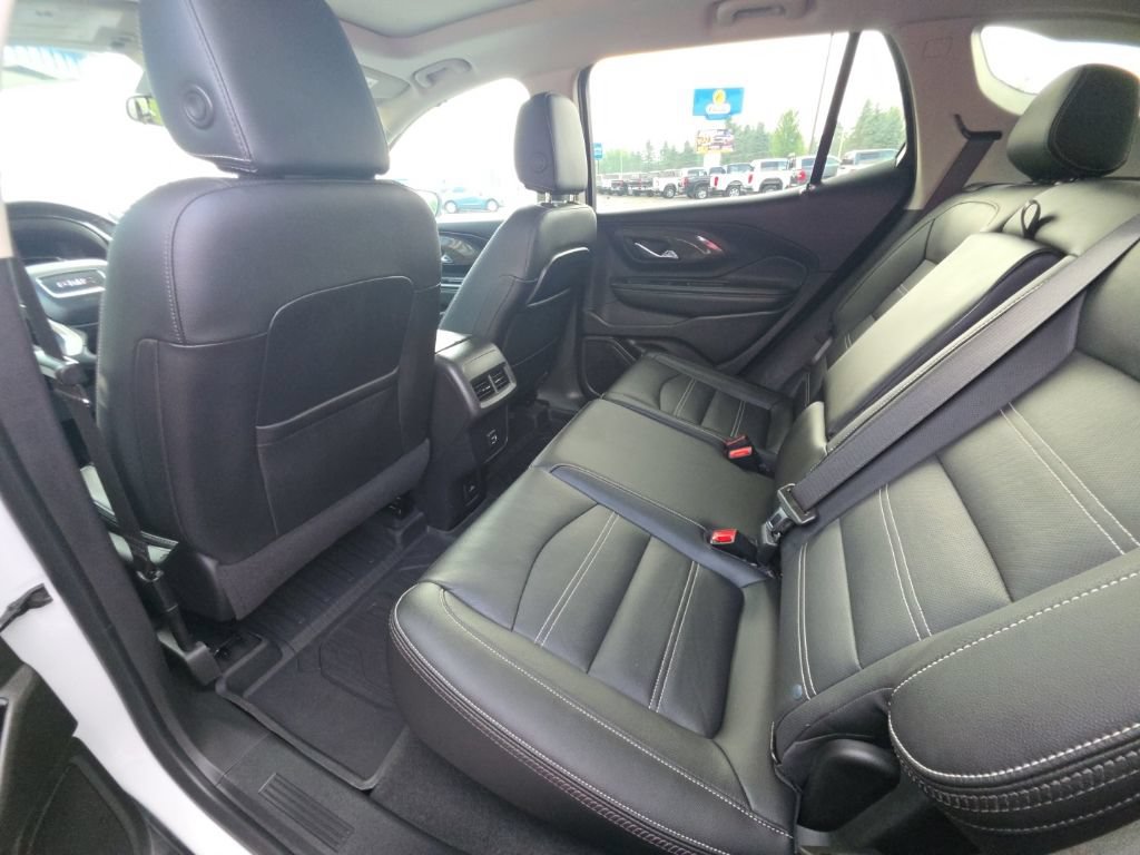 Used 2023 GMC Terrain Denali AWD/4WD image 16