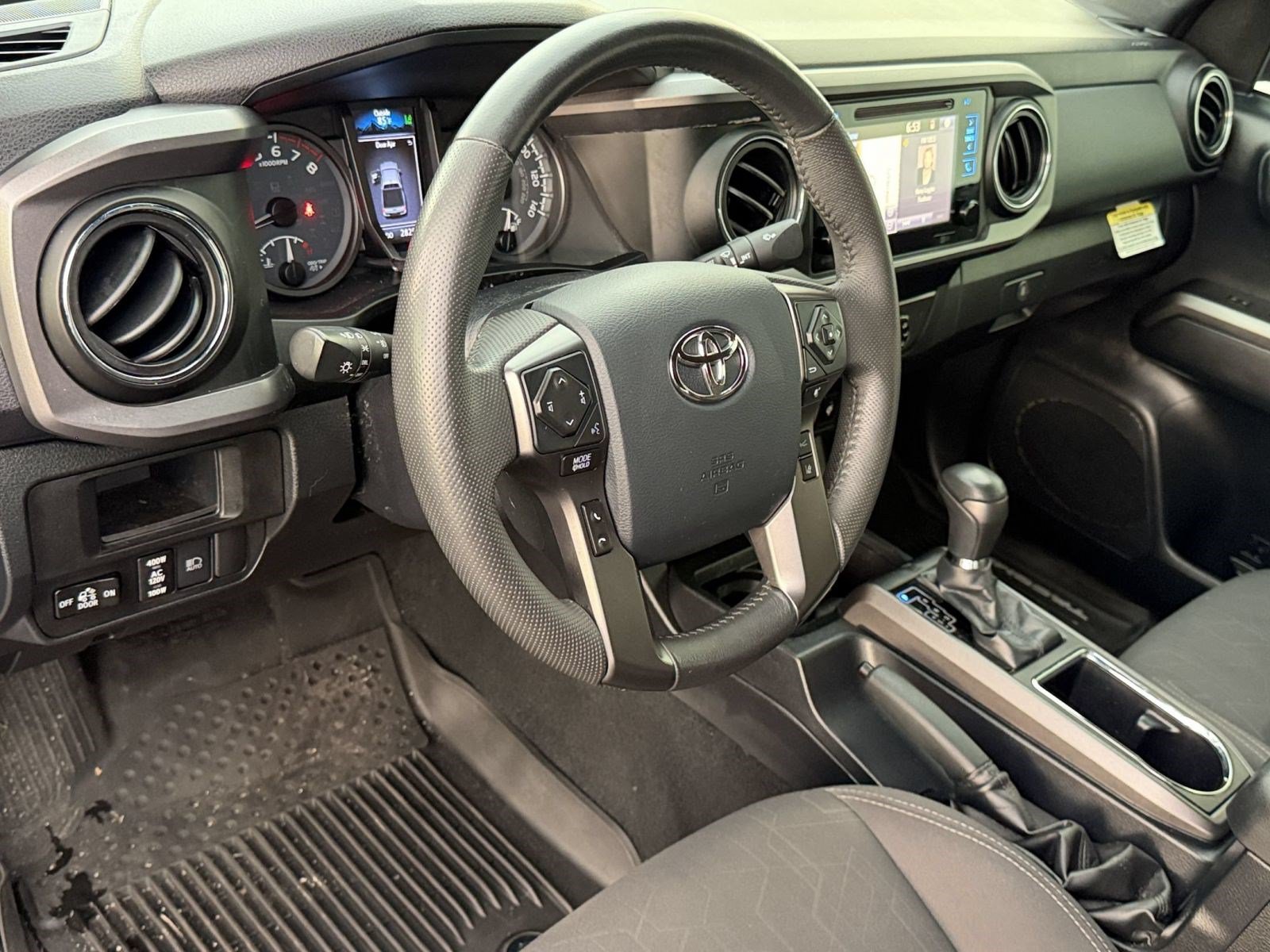 Used 2019 Toyota Tacoma TRD Off-Road RWD image 4