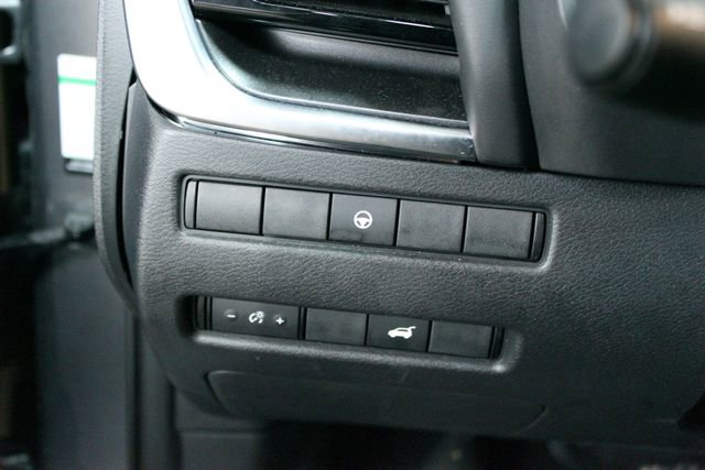 Used 2021 Nissan Rogue SV AWD/4WD image 13