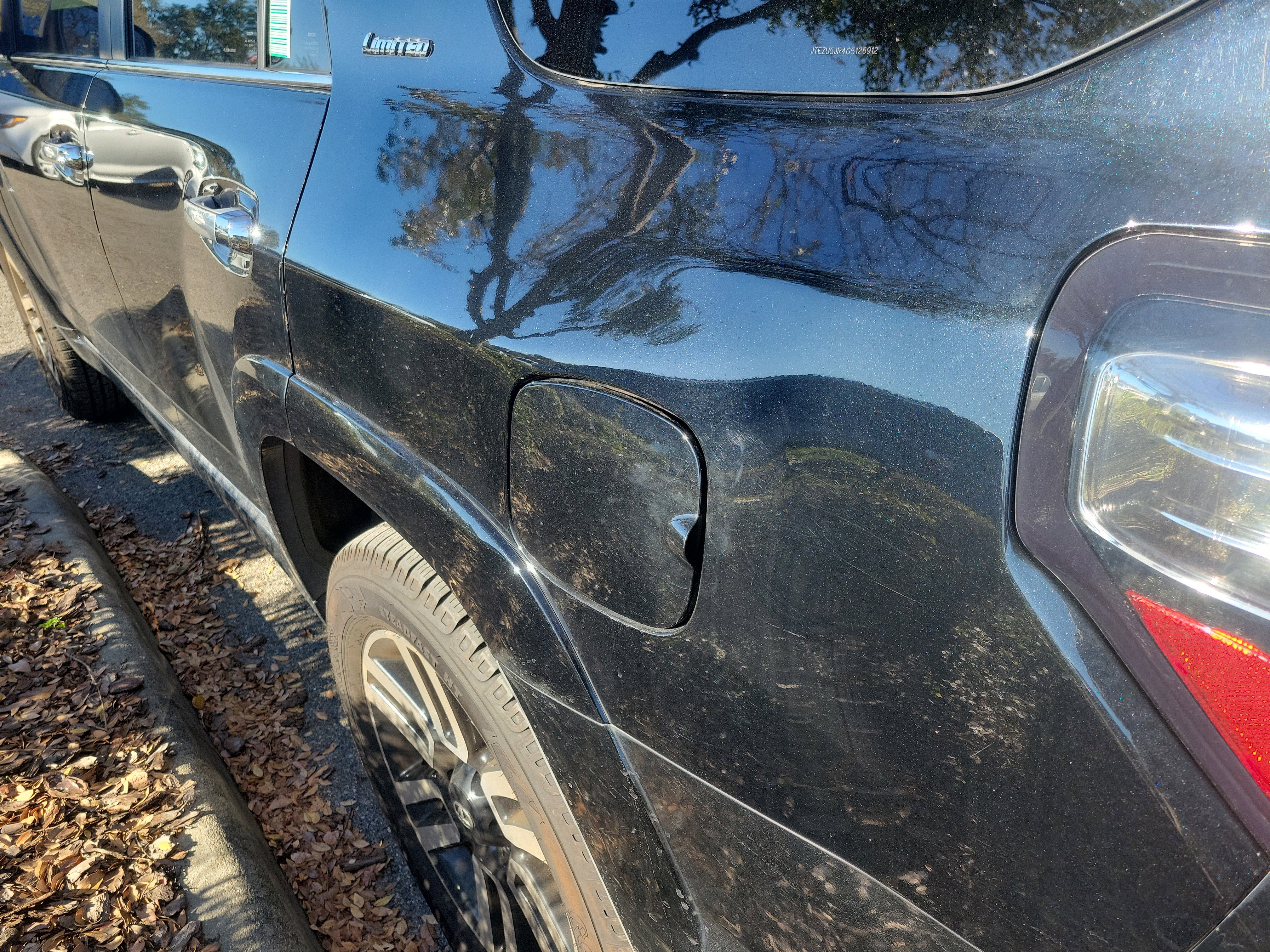 Used 2016 Toyota 4Runner Limited image 24