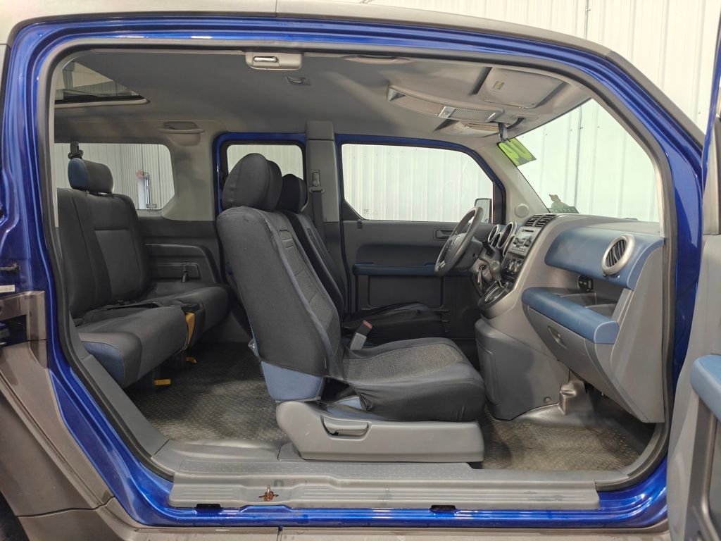 Used 2004 Honda Element EX image 21
