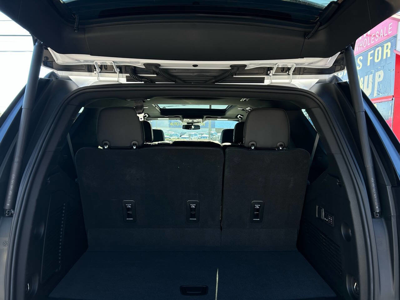 Used 2023 Chevrolet Tahoe RST image 56