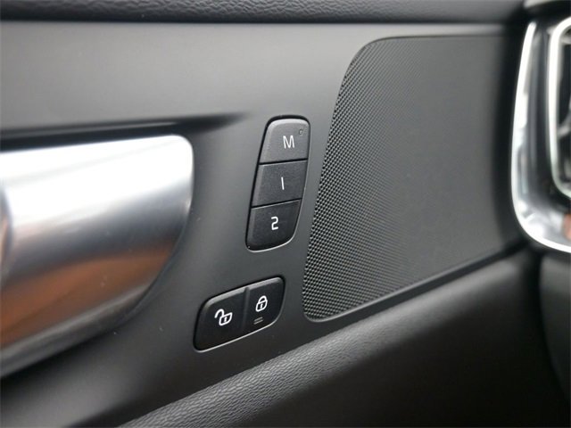 Used 2024 Volvo S60 B5 Plus image 29