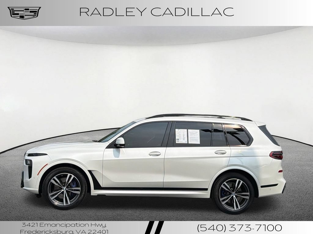 Used 2023 BMW X7 xDrive40i w/ Executive Package AWD/4WD image 17