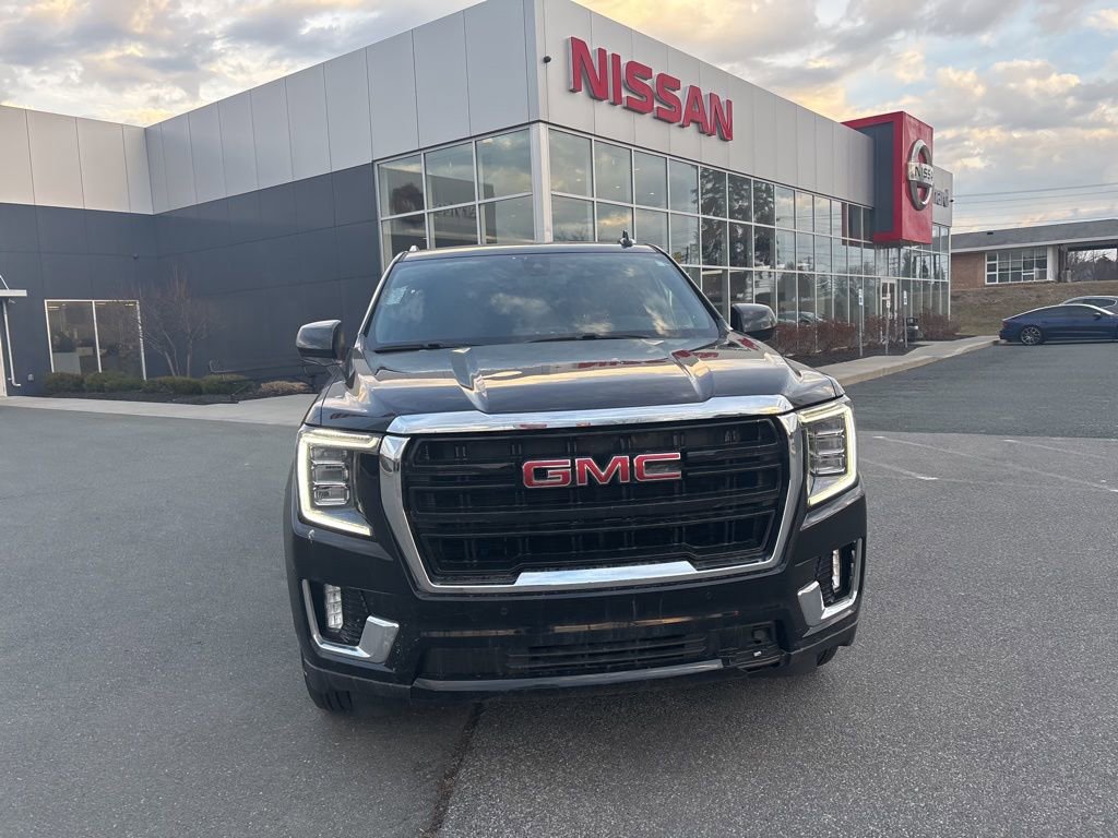 Used 2021 GMC Yukon XL SLE image 2
