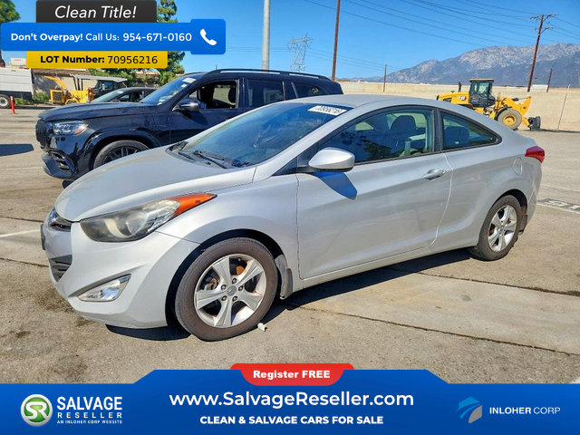 Used 2013 Hyundai Elantra FWD image 1
