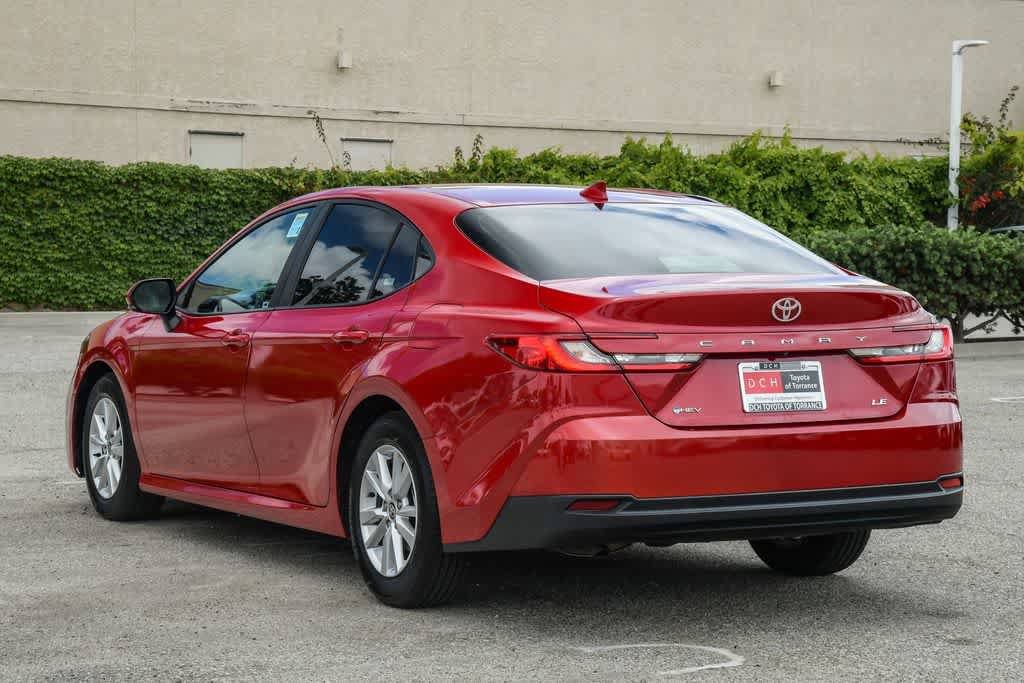 Used 2025 Toyota Camry LE FWD image 7