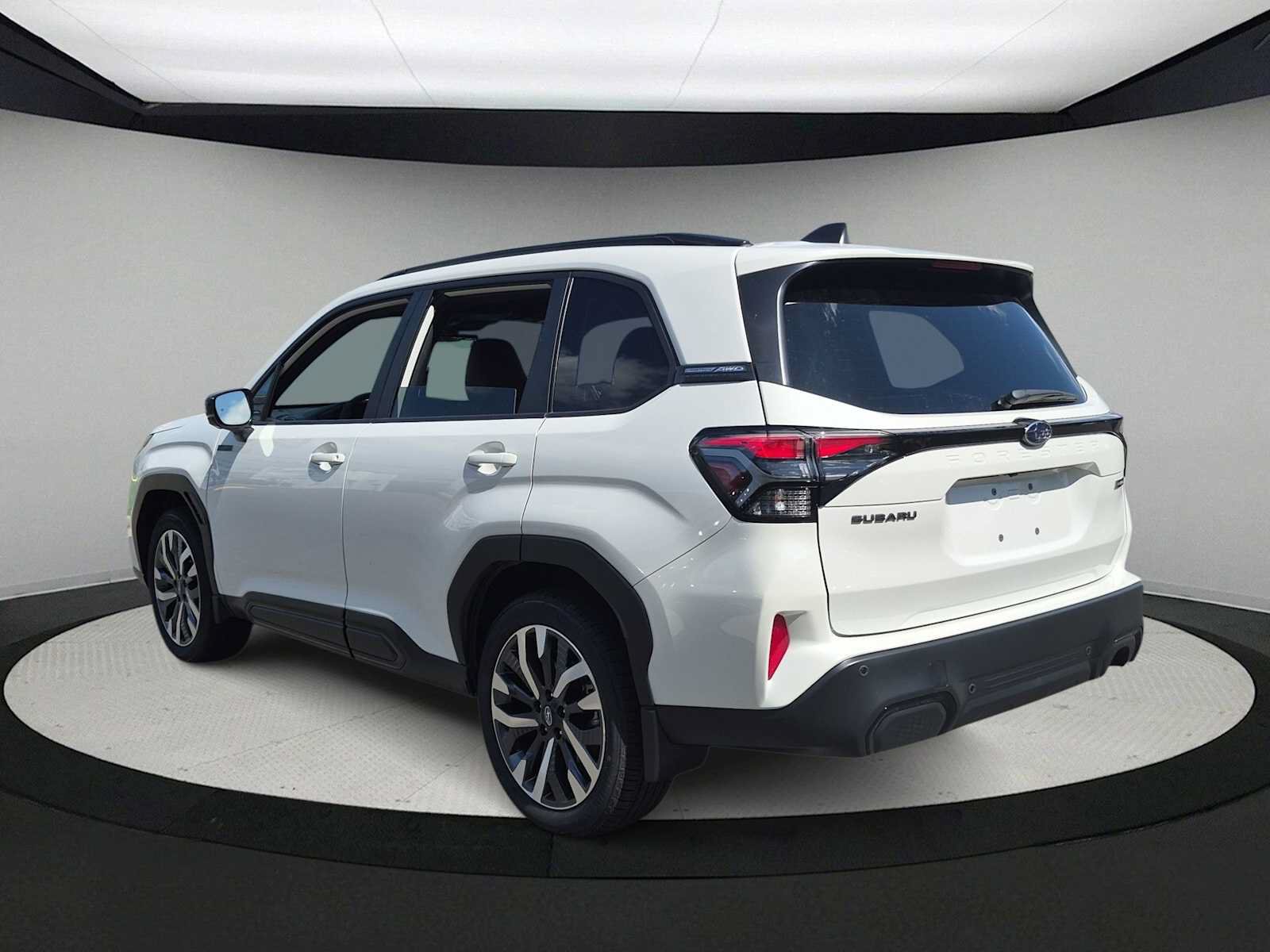 New 2026 Subaru Forester Touring AWD/4WD image 6