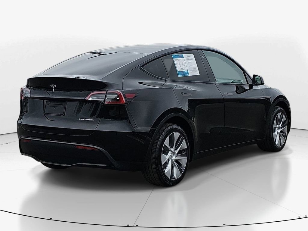 Used 2023 Tesla Model Y Long Range AWD/4WD image 6