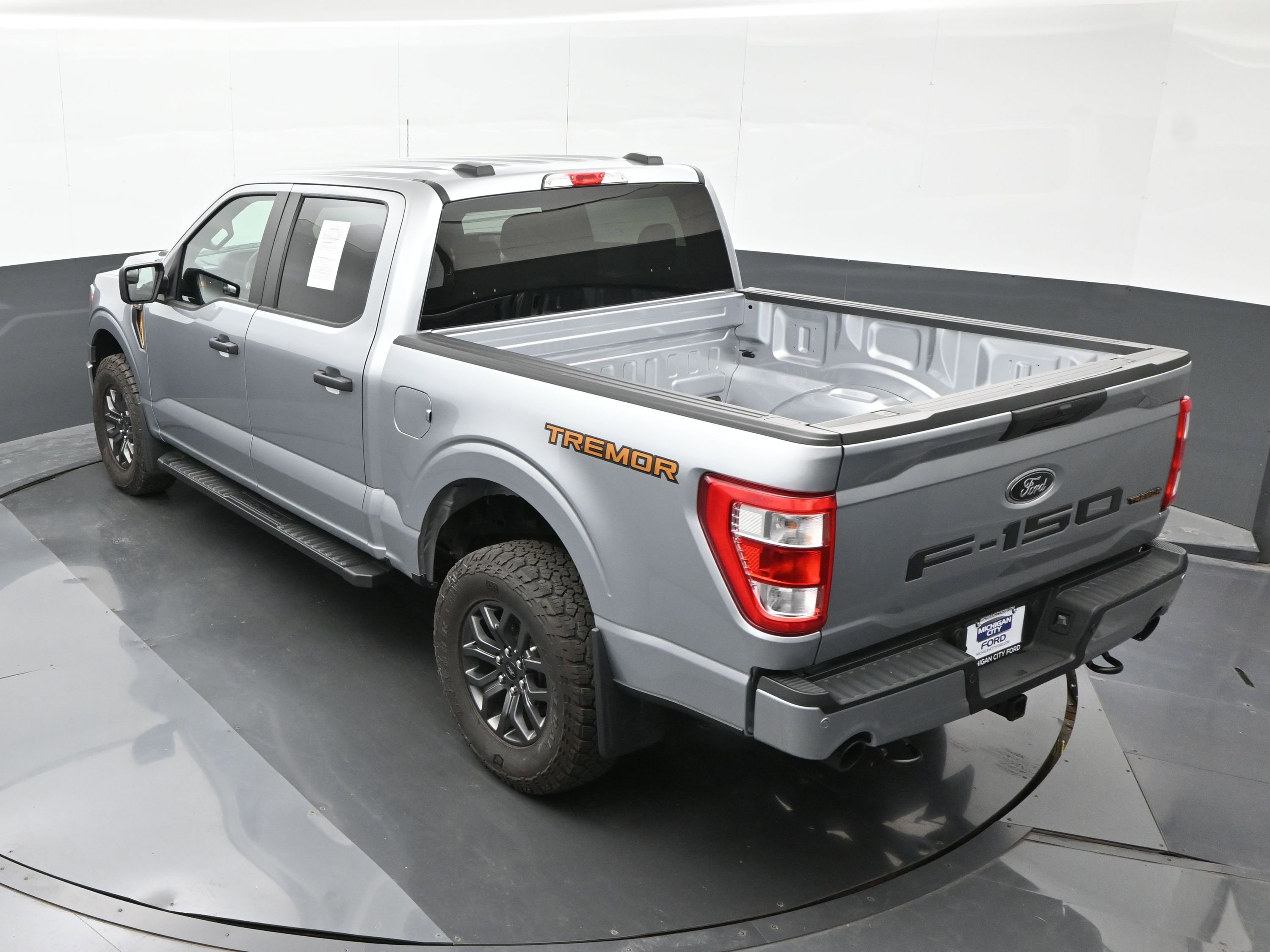 Used 2022 Ford F150 Tremor w/ Trailer Tow Package image 33