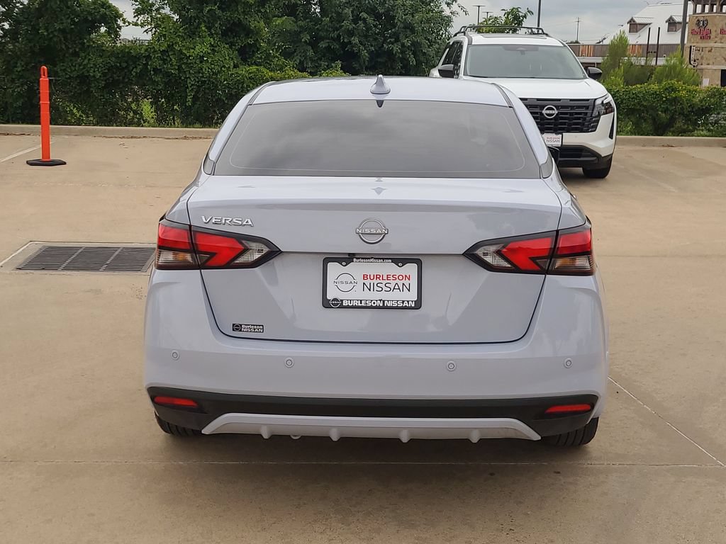Certified 2025 Nissan Versa SV w/ Trunk Package FWD image 3