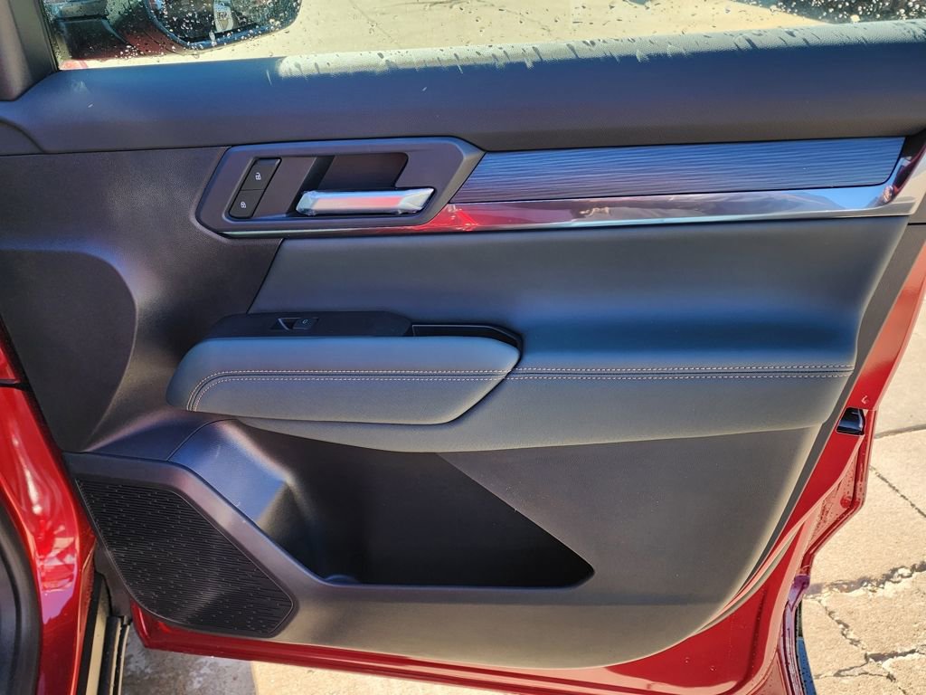 New 2026 GMC Terrain AT4 w/ Convenience Package III image 38