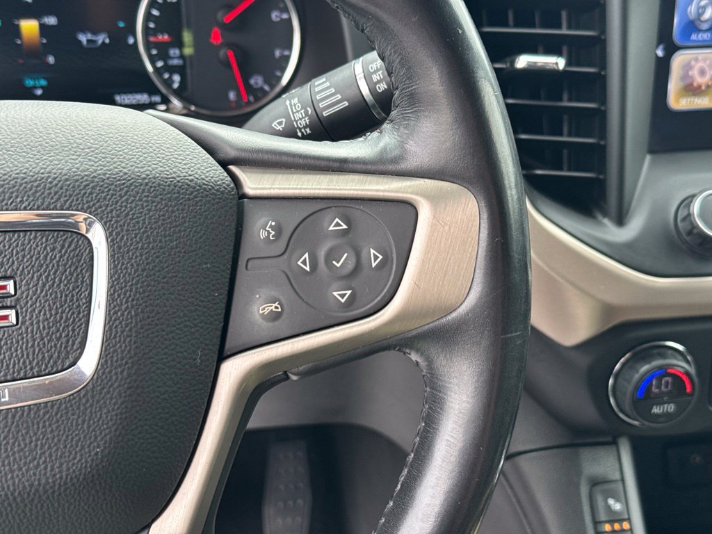Used 2019 GMC Acadia Denali AWD/4WD image 15