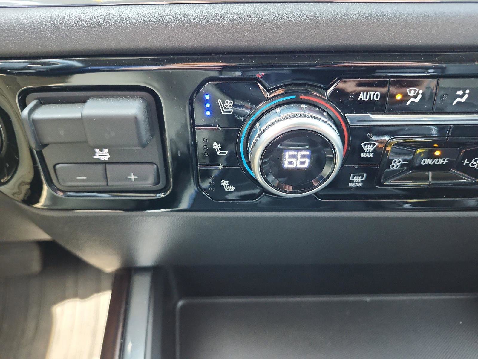 Used 2024 GMC Sierra 1500 SLT w/ SLT Premium Plus Package image 20