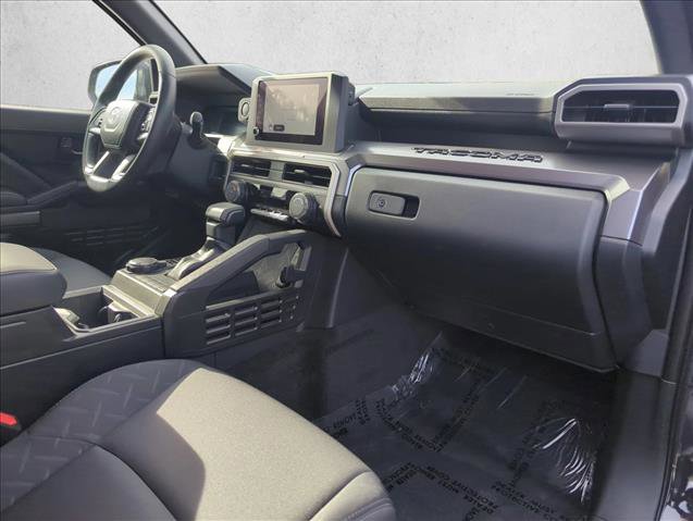 Certified 2025 Toyota Tacoma SR5 image 26