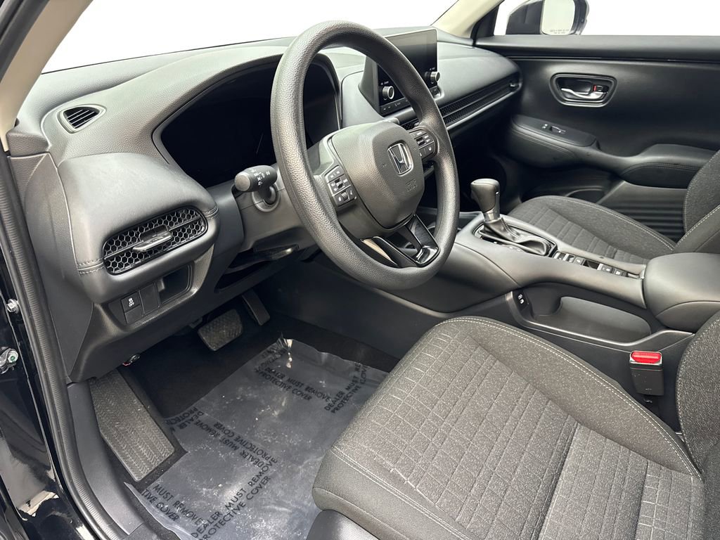 Used 2025 Honda HR-V LX image 49