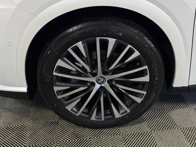 Used 2025 Lexus RX 350 Premium Plus w/ Convenience Package FWD image 19