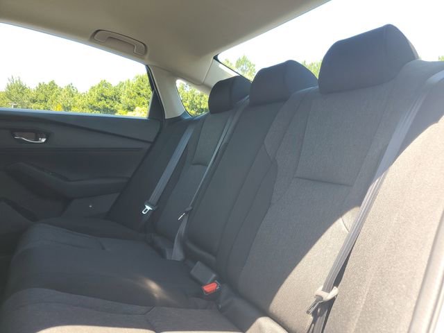 Used 2025 Honda Accord SE image 8