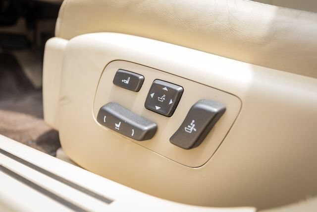 Used 2010 Lexus LS 460 RWD image 21