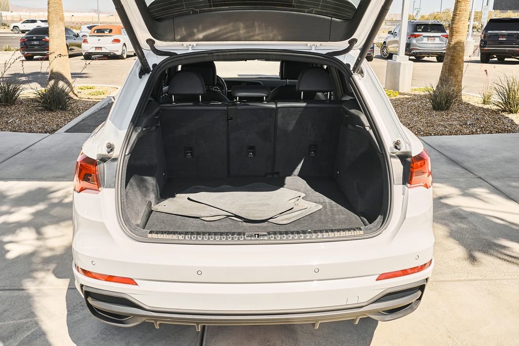 Used 2025 Audi Q3 2.0T Premium AWD/4WD image 9