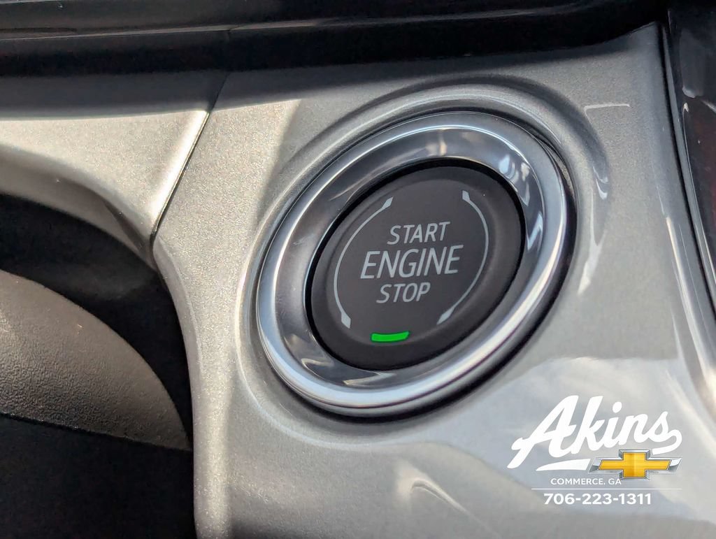 New 2026 Chevrolet Trax LT w/ Sunroof Package FWD image 28