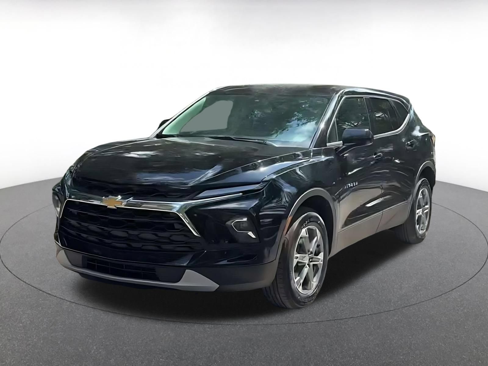 Used 2025 Chevrolet Blazer LT FWD image 7