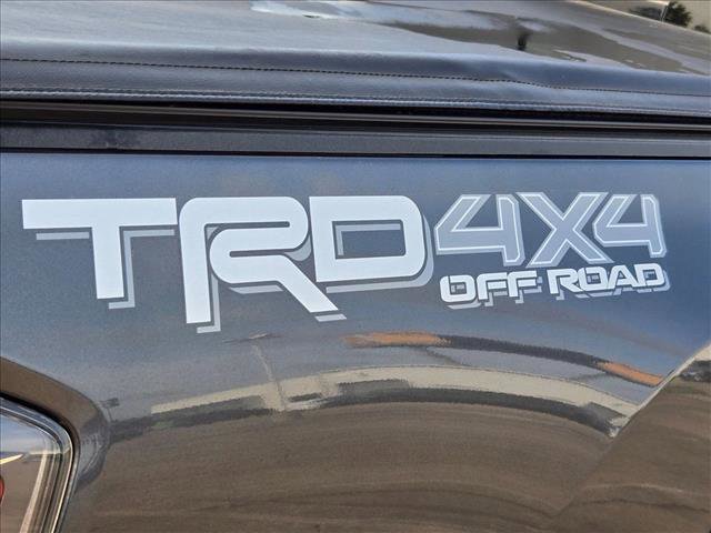 Used 2022 Toyota Tacoma TRD Off-Road AWD/4WD image 10