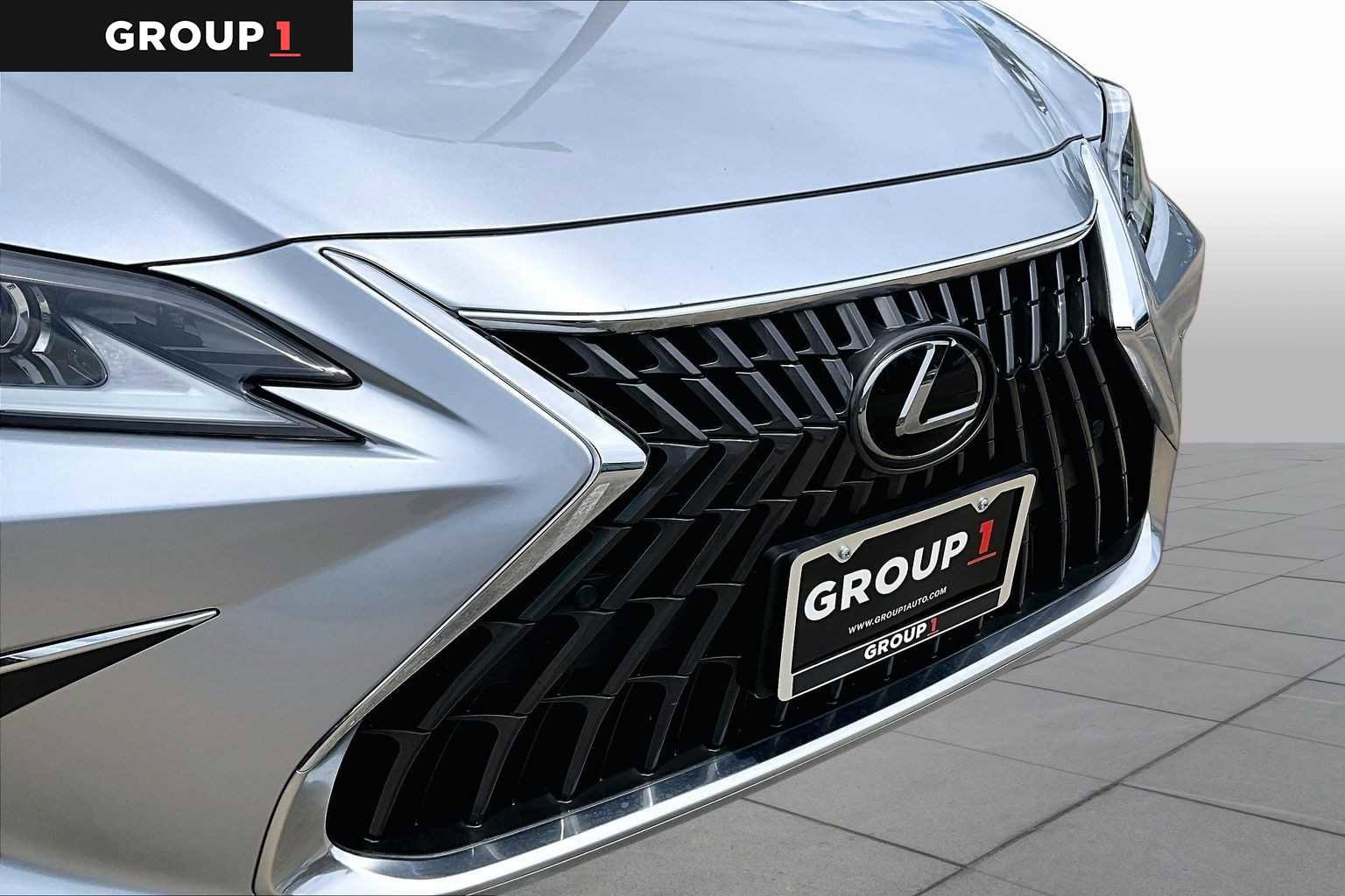 Certified 2025 Lexus ES 350 w/ Premium Package FWD image 27