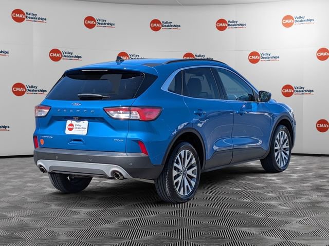 Used 2021 Ford Escape Titanium image 5