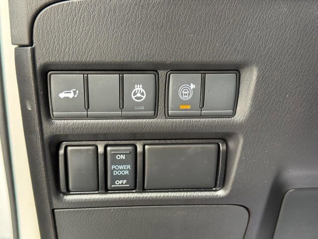 Used 2024 Nissan Armada SL w/ Captain's Chairs Package image 26