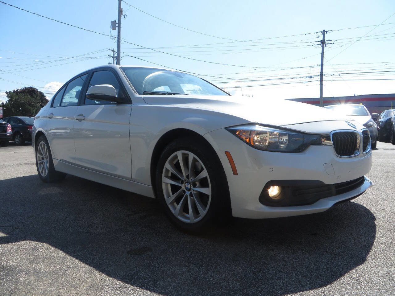 Used 2016 BMW 320i xDrive Sedan image 1