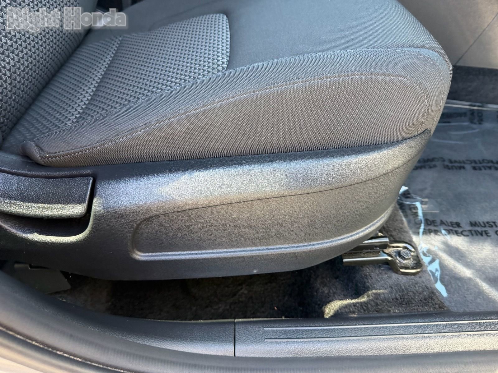 Used 2025 Kia Sportage LX image 15