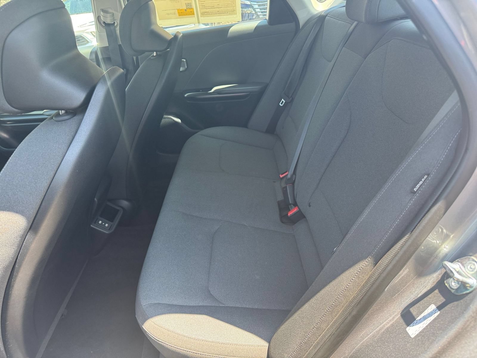 Used 2025 Kia K4 FWD image 23