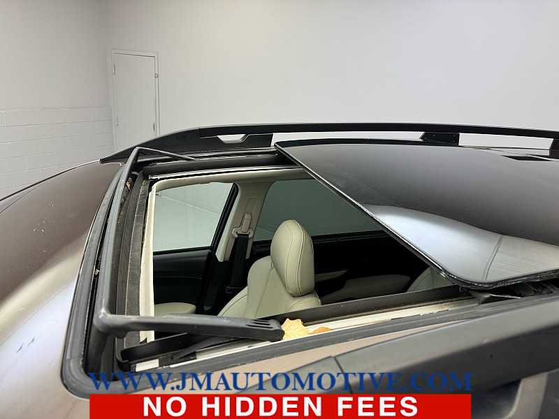 Used 2019 Subaru Ascent Limited image 11