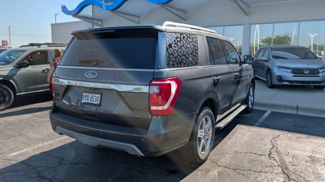 Used 2019 Ford Expedition XLT w/ Equipment Group 202A AWD/4WD image 3