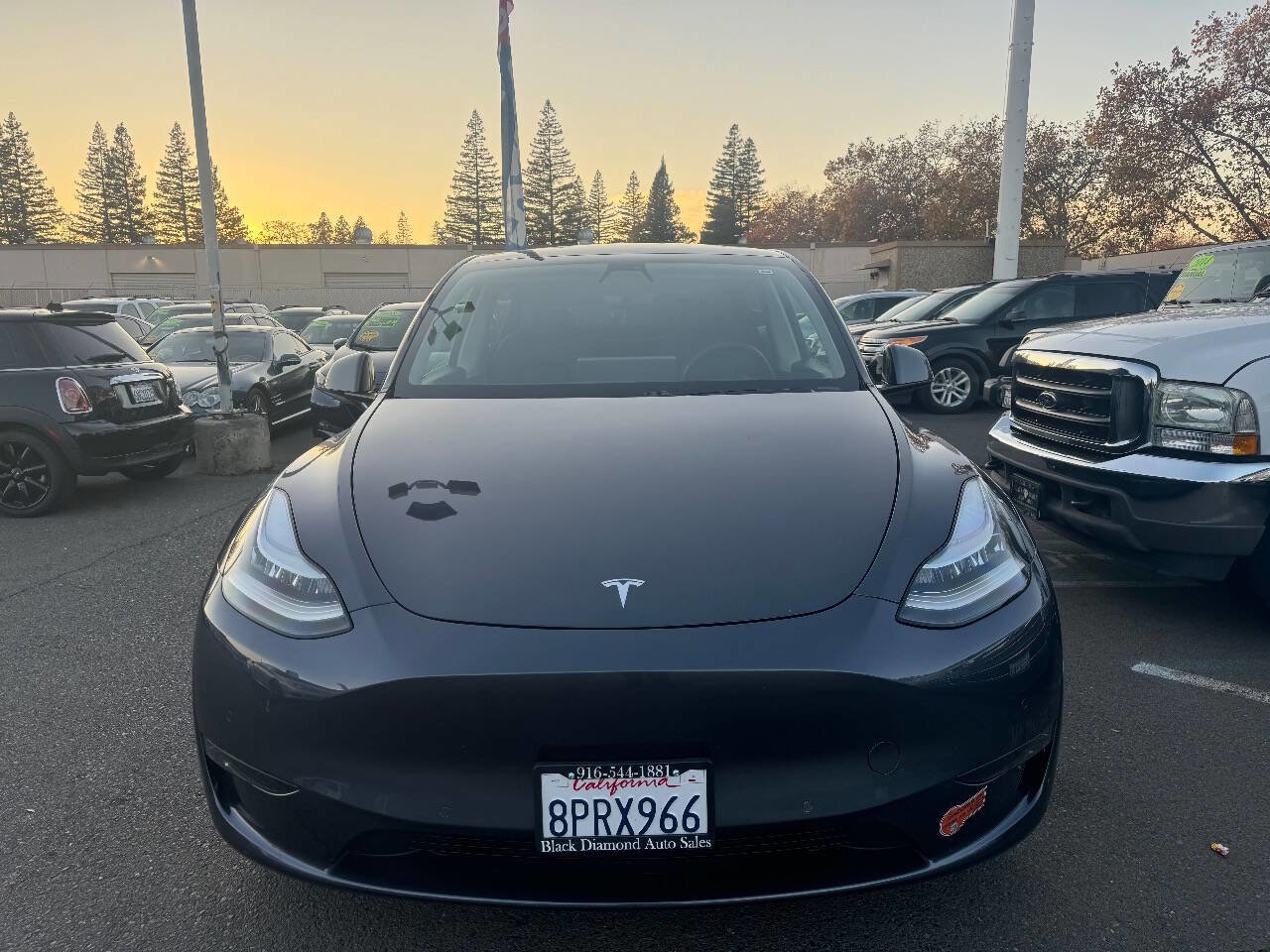 Used 2020 Tesla Model Y Long Range image 6