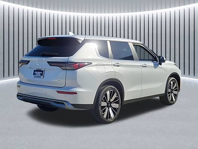 New 2026 Mitsubishi Outlander SE FWD image 6