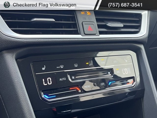 New 2025 Volkswagen Taos SE image 37