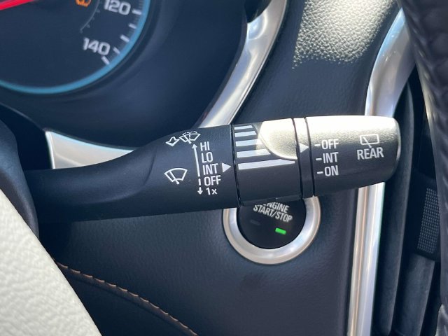 Used 2020 Chevrolet Traverse LT FWD image 25
