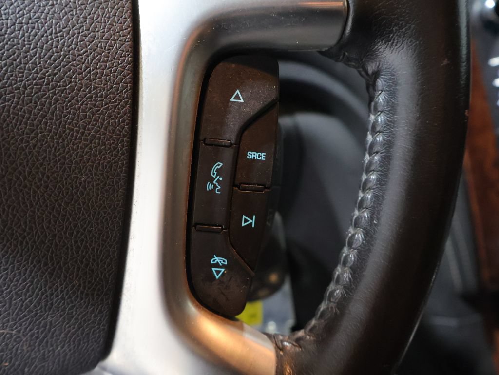 Used 2014 Chevrolet Traverse LT w/ All-Star Edition FWD image 31