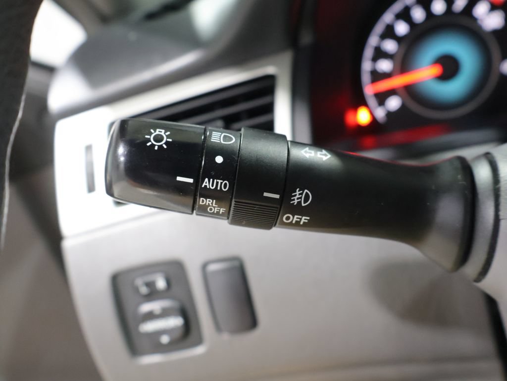 Used 2007 Toyota Solara SE FWD image 26