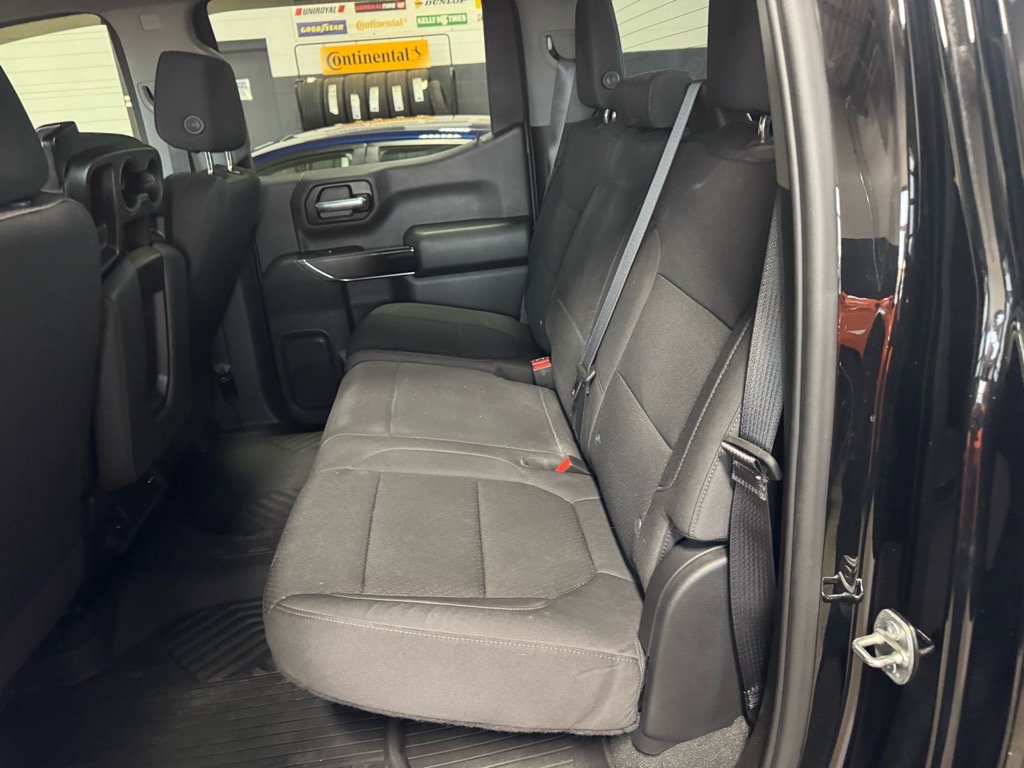 Used 2021 Chevrolet Silverado 1500 Custom Trail Boss w/ Realtree Special Edition image 12