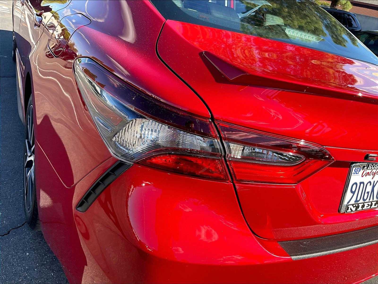 Used 2023 Toyota Camry SE FWD image 30