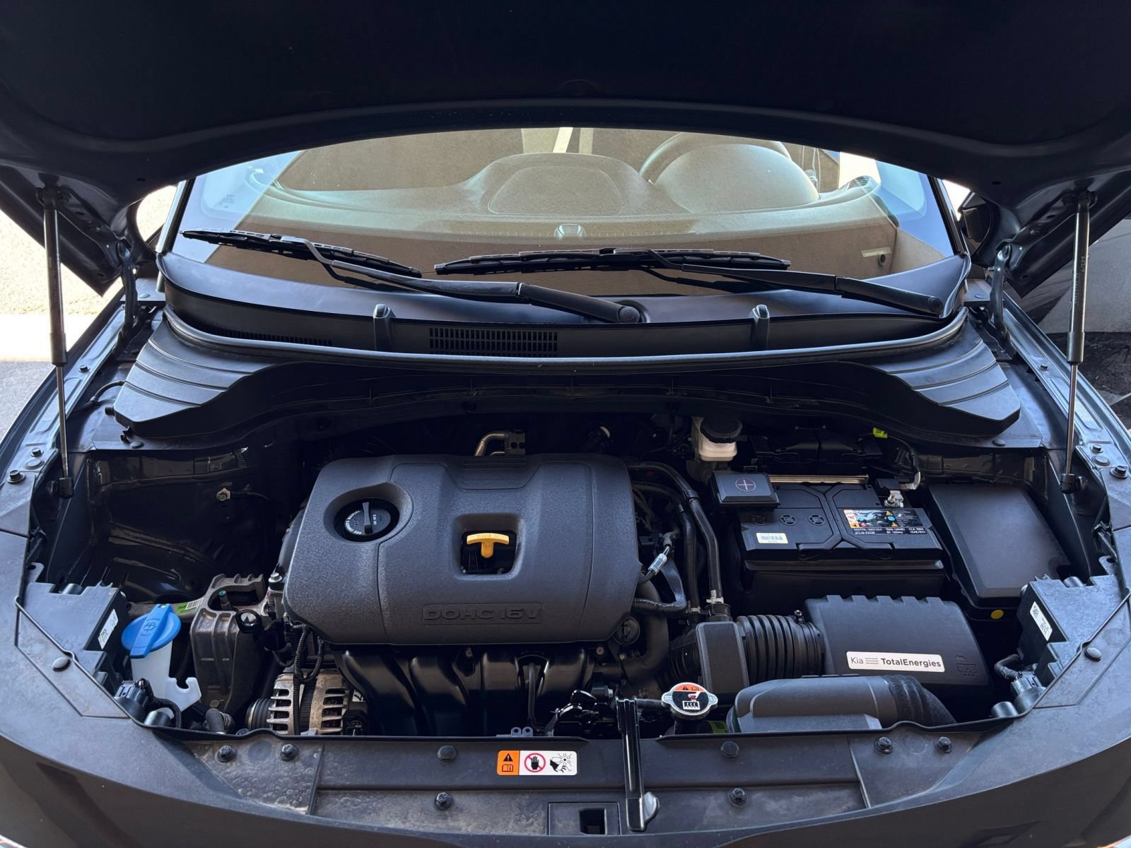 Used 2025 Kia Soul LX w/ LX Technology Package FWD image 30