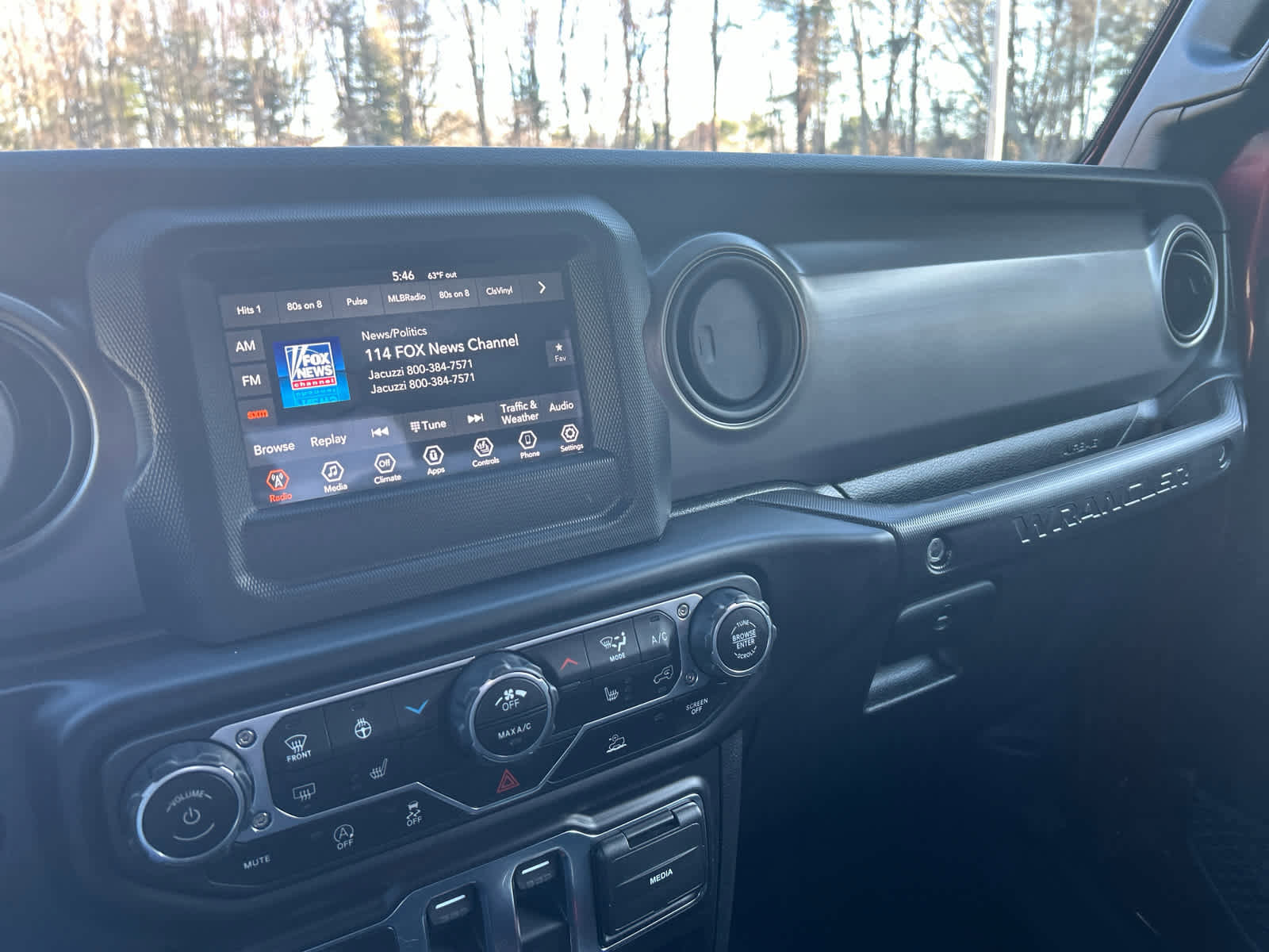 Used 2022 Jeep Wrangler Sport AWD/4WD image 34