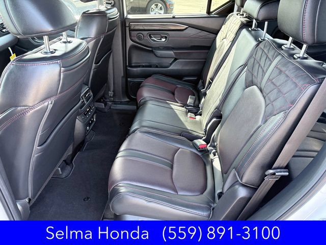 New 2026 Honda Pilot Black Edition image 6