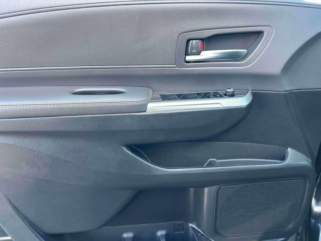 Certified 2024 Toyota Sienna XLE Woodland Edition image 24