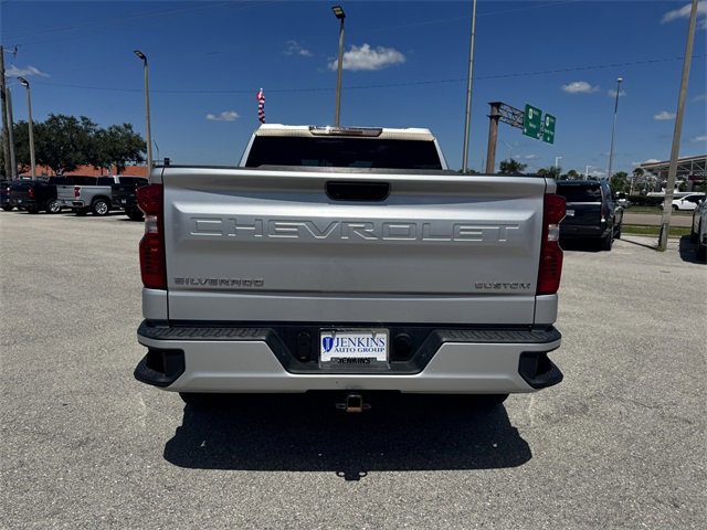 Used 2022 Chevrolet Silverado 1500 Custom image 5
