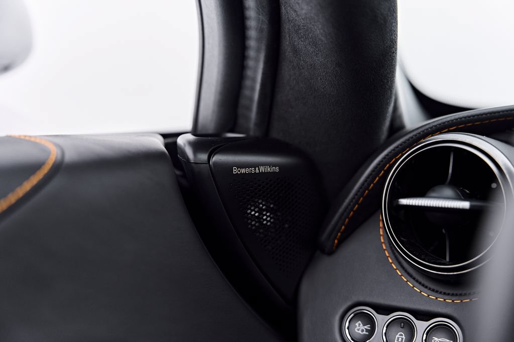 Used 2025 McLaren 750S Spider RWD image 54
