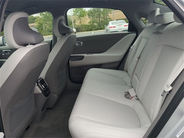 New 2025 Hyundai Ioniq 6 SEL image 12